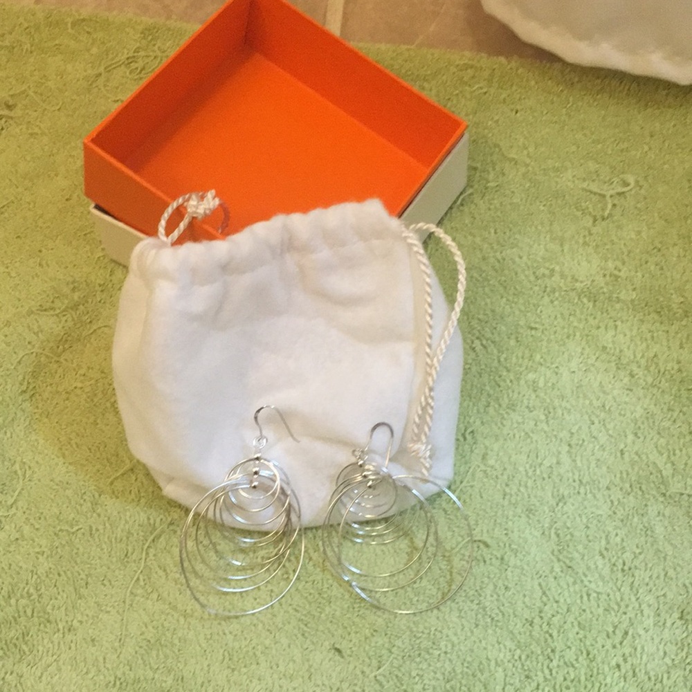 Pair of hoop earrings